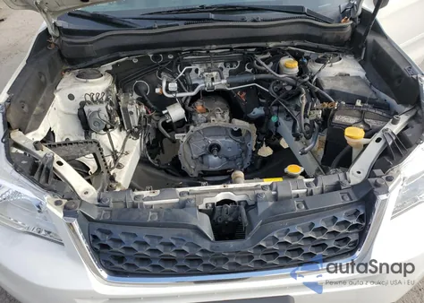 2016 Subaru Forester 2.5I Premium из США, поврежденный, VIN JF2SJADC6GH519437